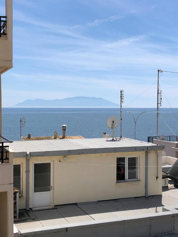 Sea View Apartment *